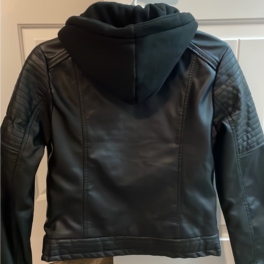 Small leather jacket - Picture 4 of 5